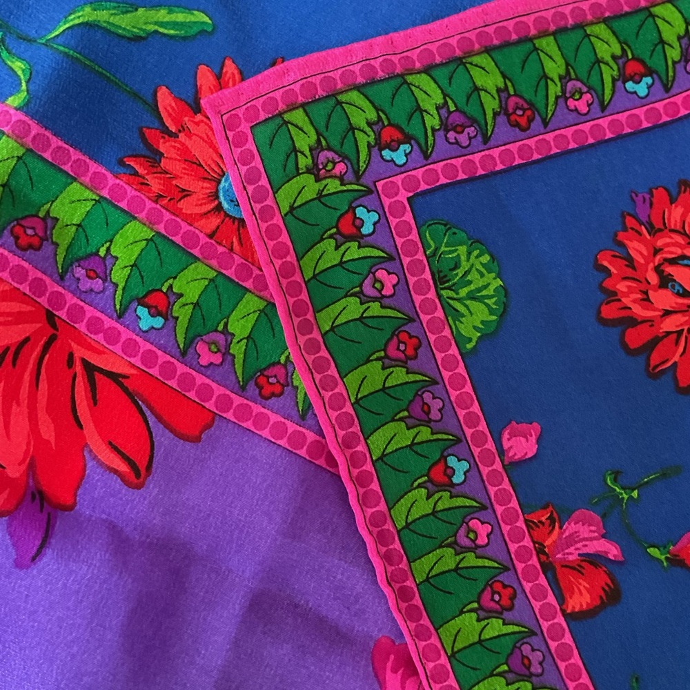 Vintage Blue and Pink Floral silk Scarf 30”x30” - Picture 3 of 3